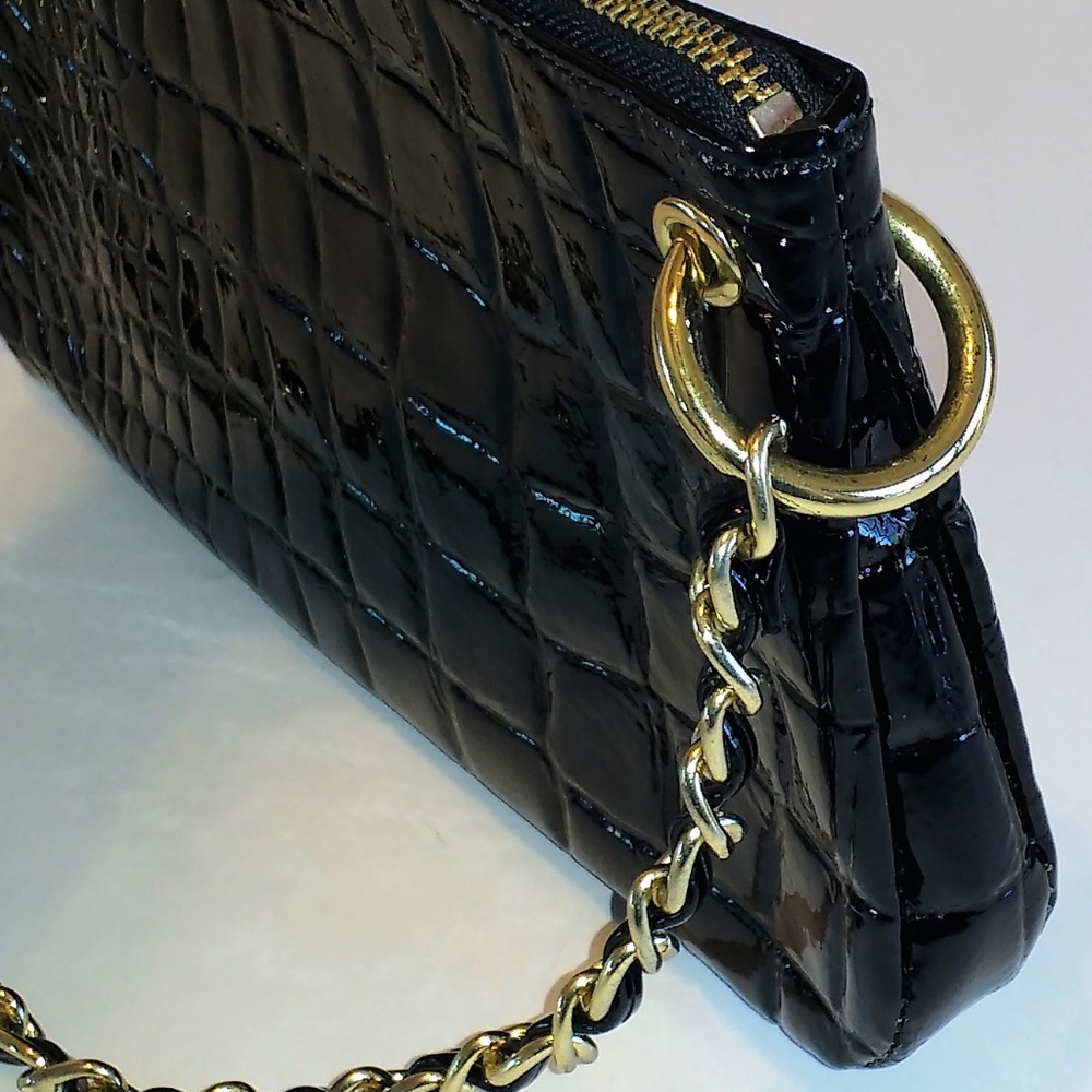 Gianni Bini black faux alligator embossed bag